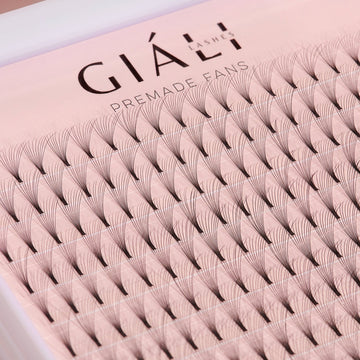 10D Ultra Black Premade Short Stem Volume Fans (320 Fans) - Giali Lashes